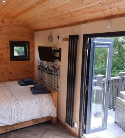 Luxury shepherds hut on Beautiful Isle of Anglesey in North Wales